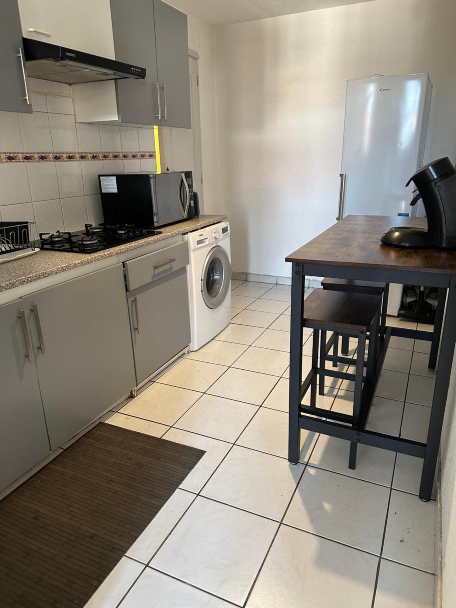 Appartement Climatise La Gallinette แปร์ปินญอง ภายนอก รูปภาพ